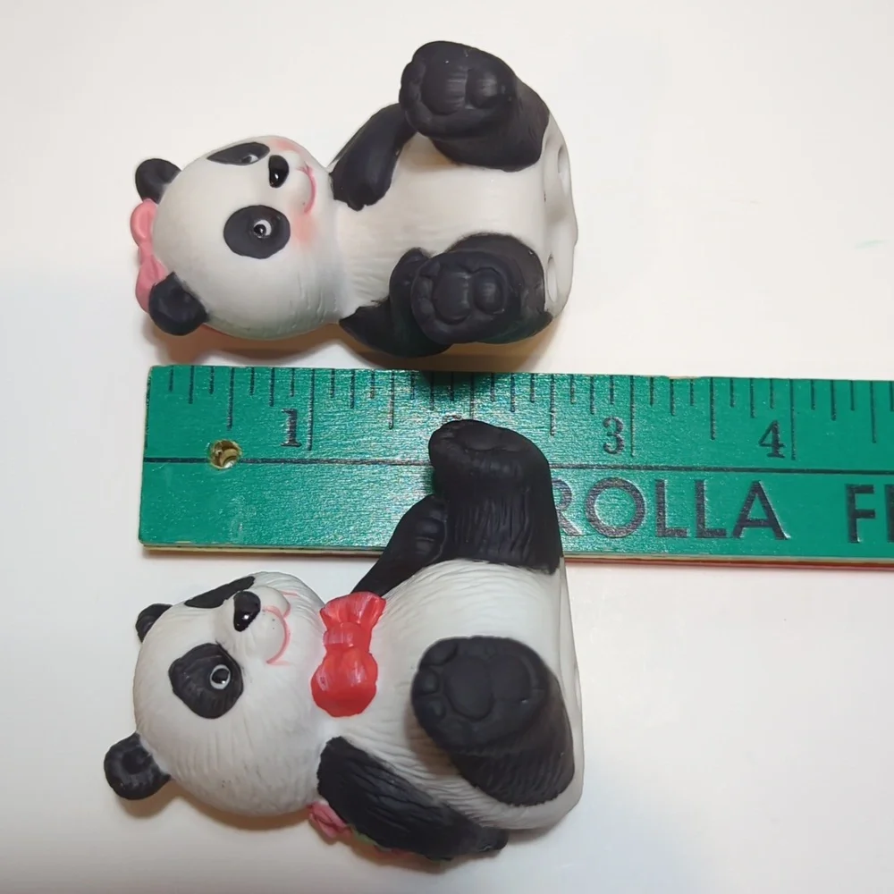 Avon Panda Sweetheart Porcelain Figurine Set 1990 set of 2 Vintage